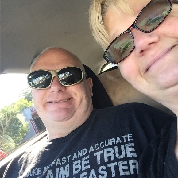 Meet your Posher💗 - Picture 4 of 7